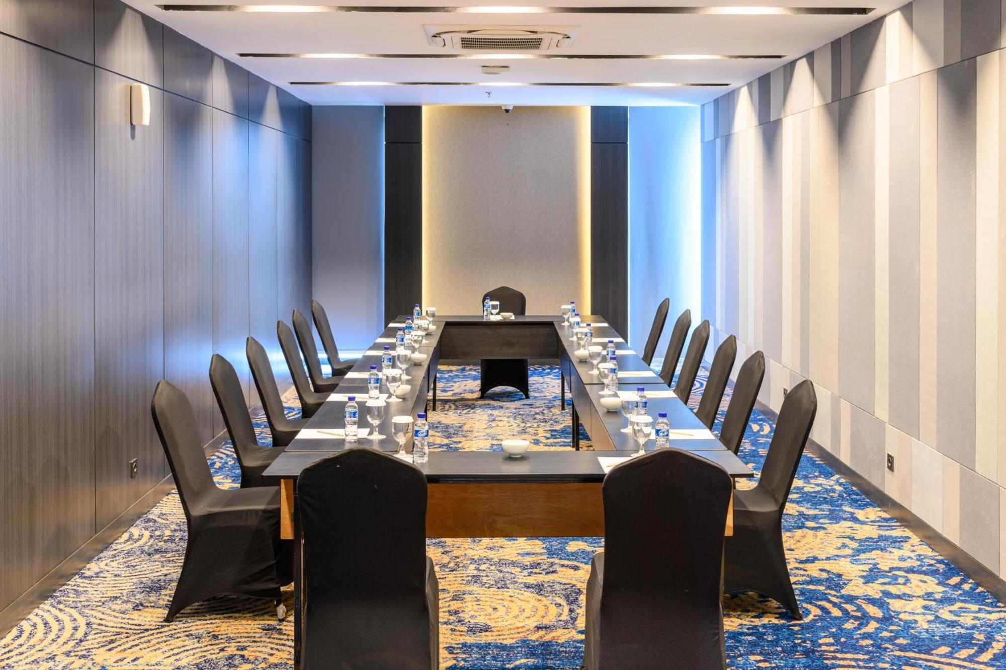 Aston Sorong Hotel & Conference Center المظهر الخارجي الصورة