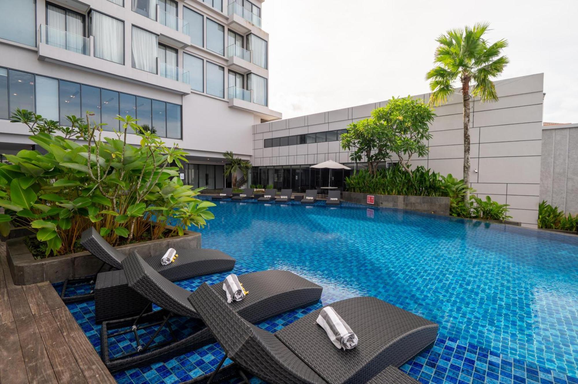Aston Sorong Hotel & Conference Center المظهر الخارجي الصورة