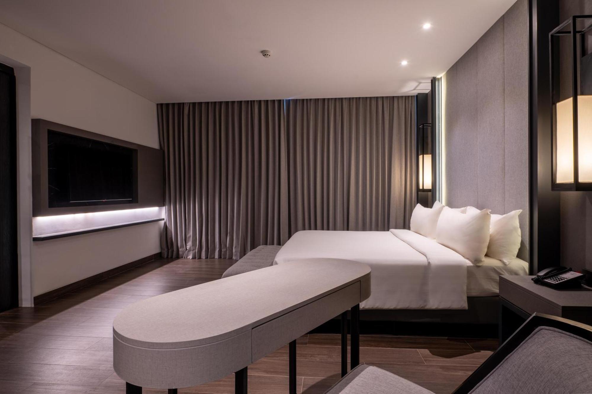Aston Sorong Hotel & Conference Center المظهر الخارجي الصورة